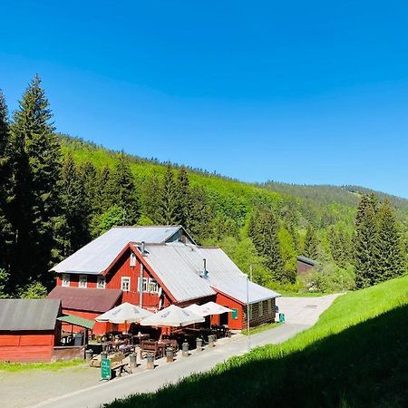 Penzion Lesni Zatisi- Harrachov Extérieur photo